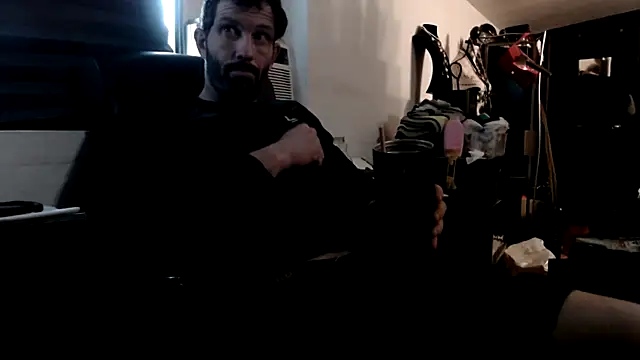 Snapshot of leanjamesdean chatting on February 17, 10:36 pm leanjamesdean online show from February 17, 10:36 pm