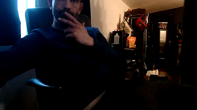 Snapshot of leanjamesdean chatting on March 15, 2:34 pm leanjamesdean online show from March 15, 2:34 pm