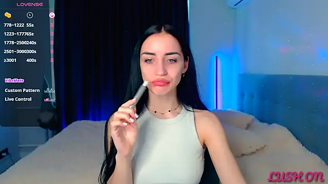 Snapshot of Kemi__Jordan chatting on March 11, 9:02 am Kemi Jordan online show from March 11, 9:02 am