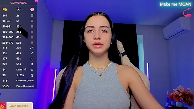 Snapshot of Kemi__Jordan chatting on November 13, 11:31 am Kemi Jordan online show from November 13, 11:31 am