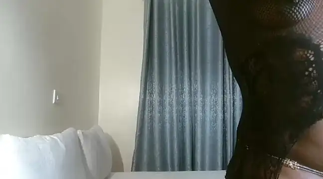 Elegant Ebony online show from February 14, 10:07 am