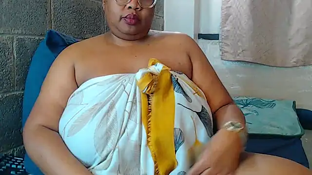 PASION THUNDERX23 online show from October 26, 8:37 pm