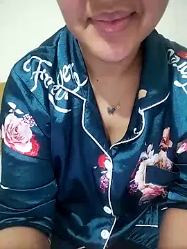 lolo890 online show from April 17, 12:13 am