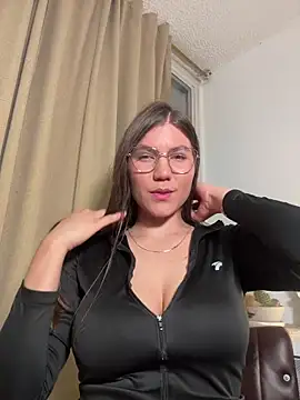 AmelieLaurent  online show from November 21, 4:00 am