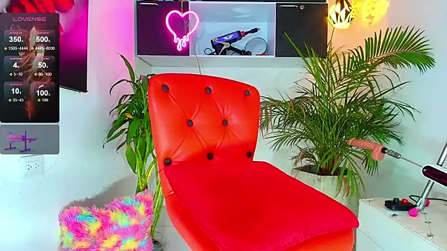 SQUIRT4UMEGAN online show from February 5, 10:33 pm