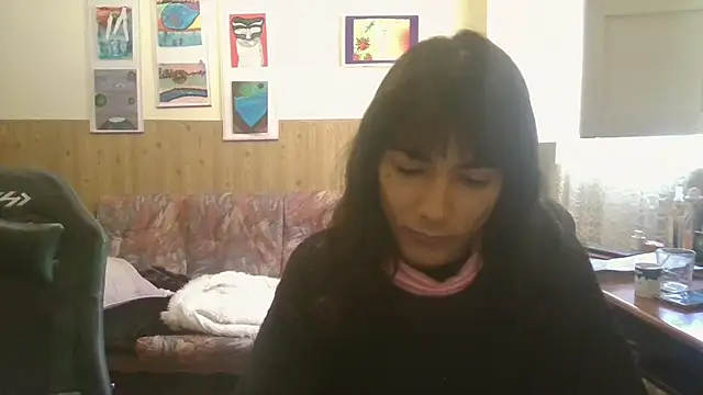 calliemaggotbone online show from November 21, 8:57 am