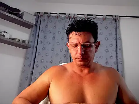 pedropicapi online show from November 1, 12:45 am