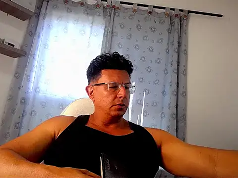 pedropicapi online show from November 30, 7:18 pm