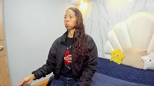 Rosalinda Cortez online show from January 27, 12:26 pm