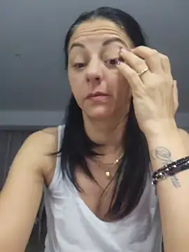 Snapshot of bruneta_sexy23 chatting on June 24, 3:27 am bruneta sexy23 online show from June 24, 3:27 am