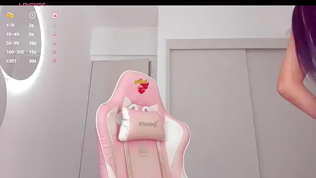 mia yourmommy online show from December 7, 12:41 am