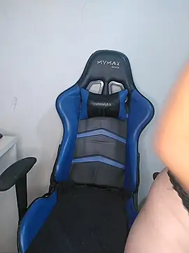 Rafaelayamazaki online show from April 22, 1:01 pm