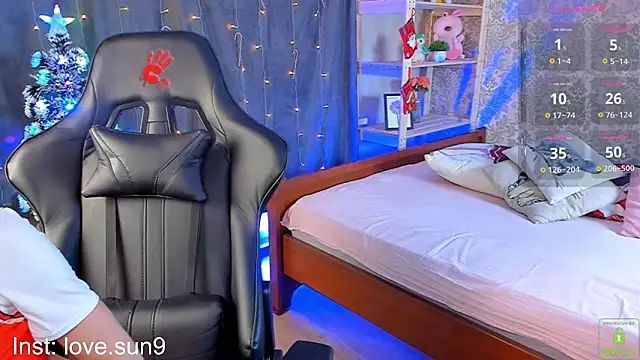 Michel Momsen online show from December 19, 12:34 pm