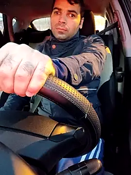 Snapshot of J0nyhson chatting on October 31, 4:35 am J0nyhson online show from October 31, 4:35 am