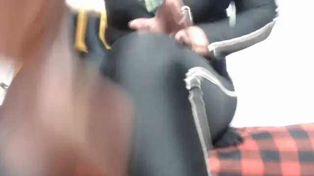 Helennahot online show from February 13, 7:10 pm