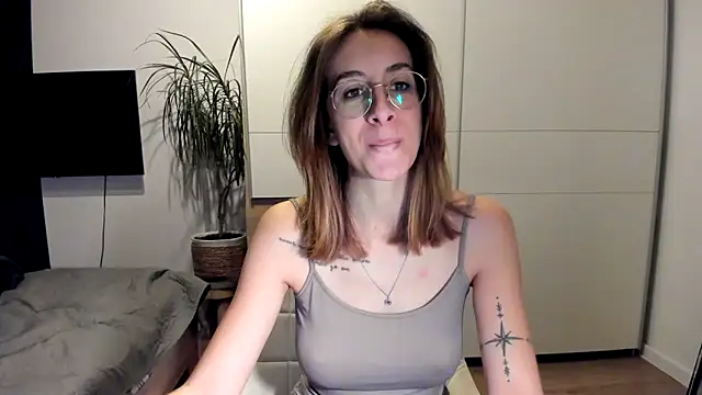 DesireMore90 online show from January 28, 4:41 pm