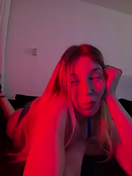 Snapshot of VeraSerephina chatting on March 12, 11:12 pm VeraSerephina online show from March 12, 11:12 pm