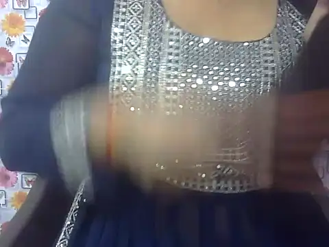 Snapshot of Lusty_Wife1 chatting on March 24, 10:31 am Lusty Wife1 online show from March 24, 10:31 am