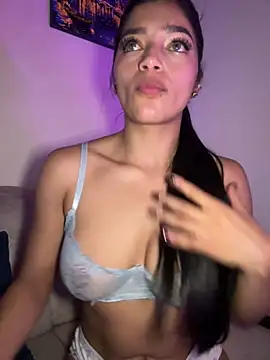 Snapshot of AgathaGeorgiou chatting on July 3, 10:05 pm AgathaGeorgiou online show from July 3, 10:05 pm