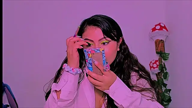 Snapshot of KathieBurning chatting on December 3, 2:16 pm KathieBurning online show from December 3, 2:16 pm