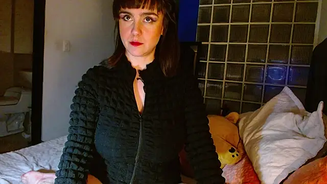 Snapshot of collette_beaufoy_ chatting on March 5, 5:07 am collette beaufoy online show from March 5, 5:07 am