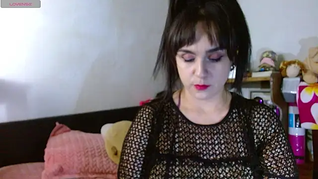 collette beaufoy  online show from April 16, 7:09 am