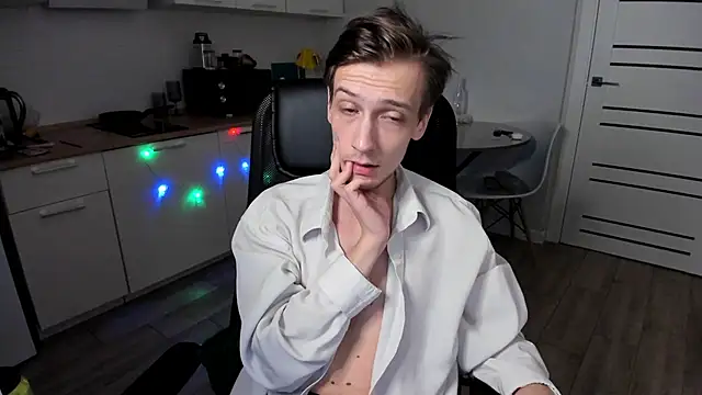 Snapshot of Rick_Reed chatting on November 8, 3:29 am Rick Reed online show from November 8, 3:29 am