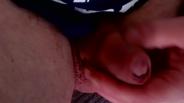 Snapshot of InvitingBend9 chatting on October 25, 12:56 pm InvitingBend9 online show from October 25, 12:56 pm