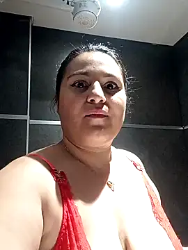 SALMA G online show from February 1, 3:28 pm