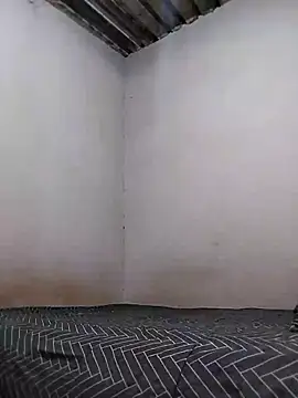 mia1993 online show from September 9, 10:26 am