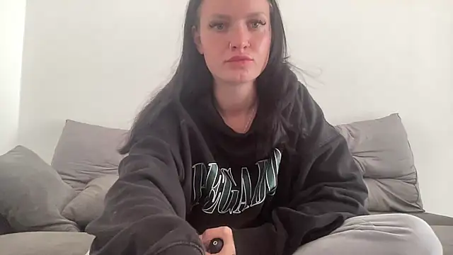 mariemelissah online show from February 17, 10:23 am