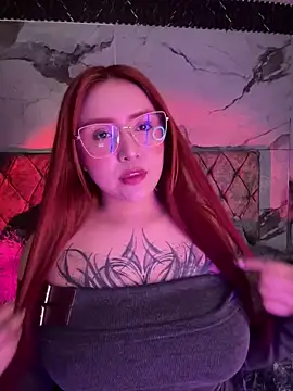 Snapshot of vanesaa_blake chatting on October 1, 2:06 am vanesaa blake online show from October 1, 2:06 am