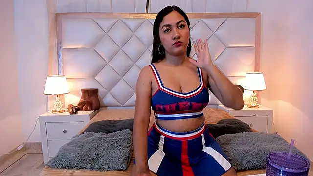 Snapshot of brittany069 chatting on November 16, 3:56 am brittany069 online show from November 16, 3:56 am