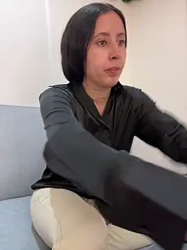 marthina thompsson online show from December 20, 1:11 pm