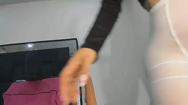 AntonelaNeri online show from September 20, 10:49 am