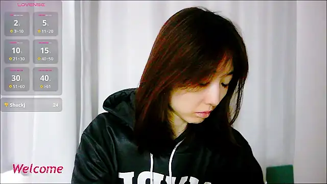 Love me Eri  online show from October 1, 12:16 am