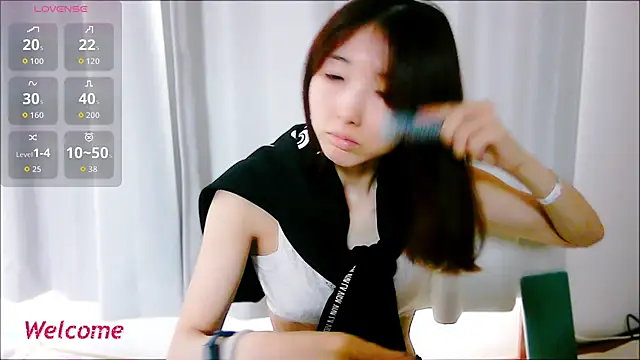 Love me Eri  online show from October 6, 12:19 am