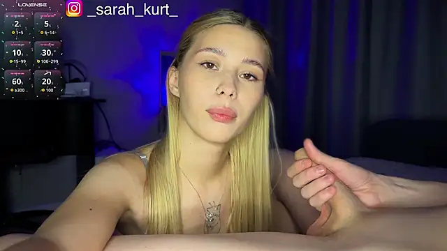 Snapshot of sarah_kurt chatting on October 22, 11:04 pm sarah kurt online show from October 22, 11:04 pm