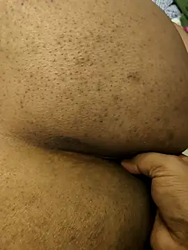 Snapshot of flamingoss chatting on October 31, 9:43 am flamingoss online show from October 31, 9:43 am