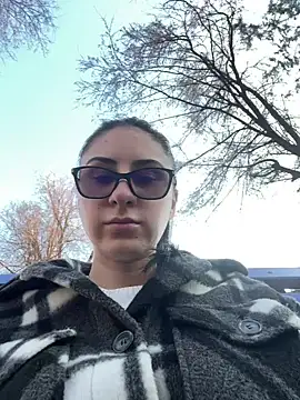 JenniferEdith online show from March 4, 2:53 pm