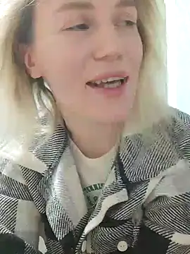 Snapshot of Linda_Gregory chatting on January 27, 1:26 am Linda Gregory online show from January 27, 1:26 am