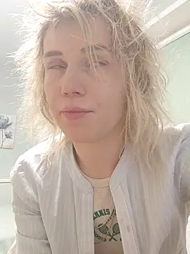 Snapshot of Linda_Gregory chatting on February 27, 1:59 am Linda Gregory online show from February 27, 1:59 am