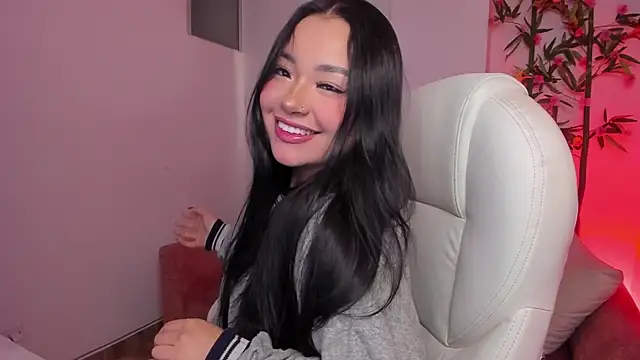 Lulu Sakura  online show from February 23, 7:11 am