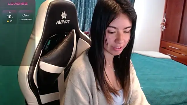 alice middlee online show from April 17, 3:59 pm