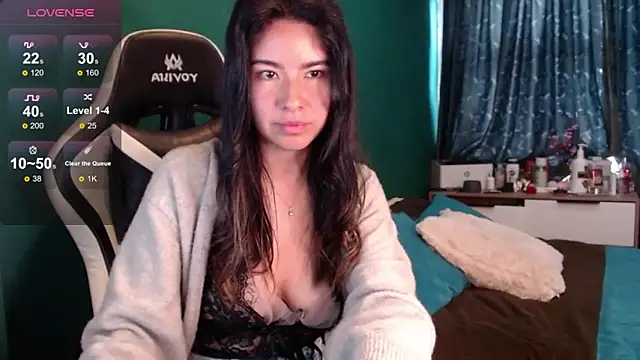 alice middlee online show from April 27, 3:21 pm