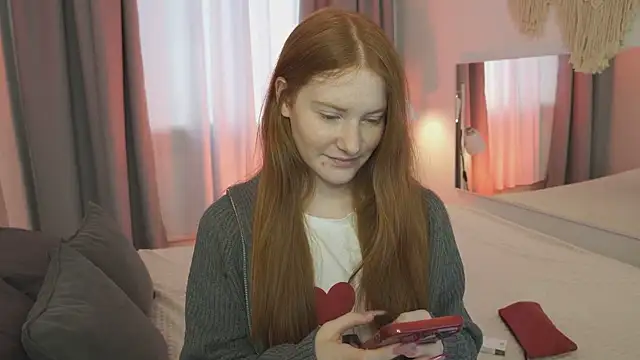 FiaMoor online show from April 28, 10:42 am