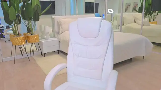 wowEva online show from November 15, 9:50 am