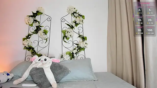 Snapshot of Jiggly__ chatting on September 26, 11:53 pm Jiggly online show from September 26, 11:53 pm