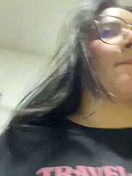 Lia flowers online show from February 22, 2:50 am