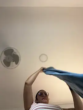 Lia flowers online show from March 13, 10:54 pm